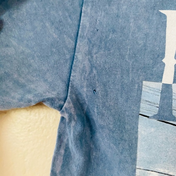 Ice Cube Blue Graphic T Shirt Women’s Size Medium Distressed Cotton Tee NEW - Picture 7 of 8